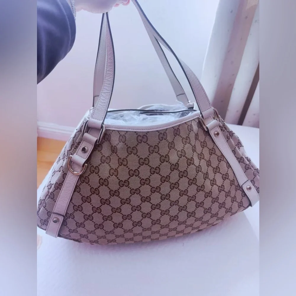 Gucci authentic gg